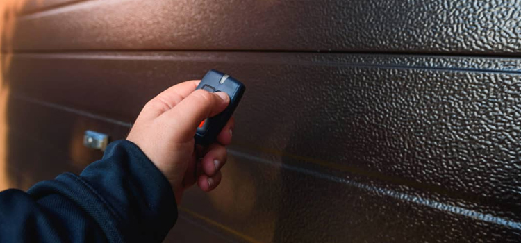 automatic door opener with remote control in Woodlake
